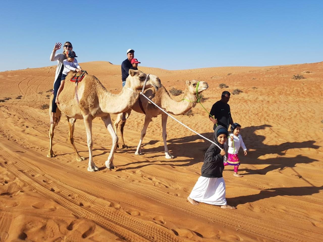 Alsarmadi Desert Camp Shāhiq Exteriör bild