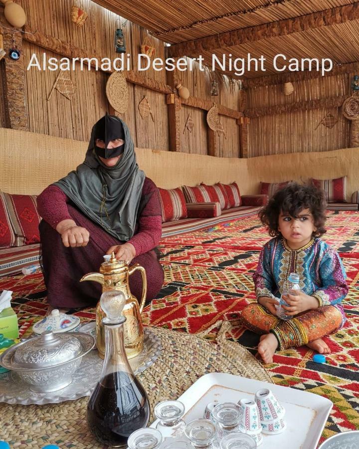 Alsarmadi Desert Camp Shāhiq Exteriör bild