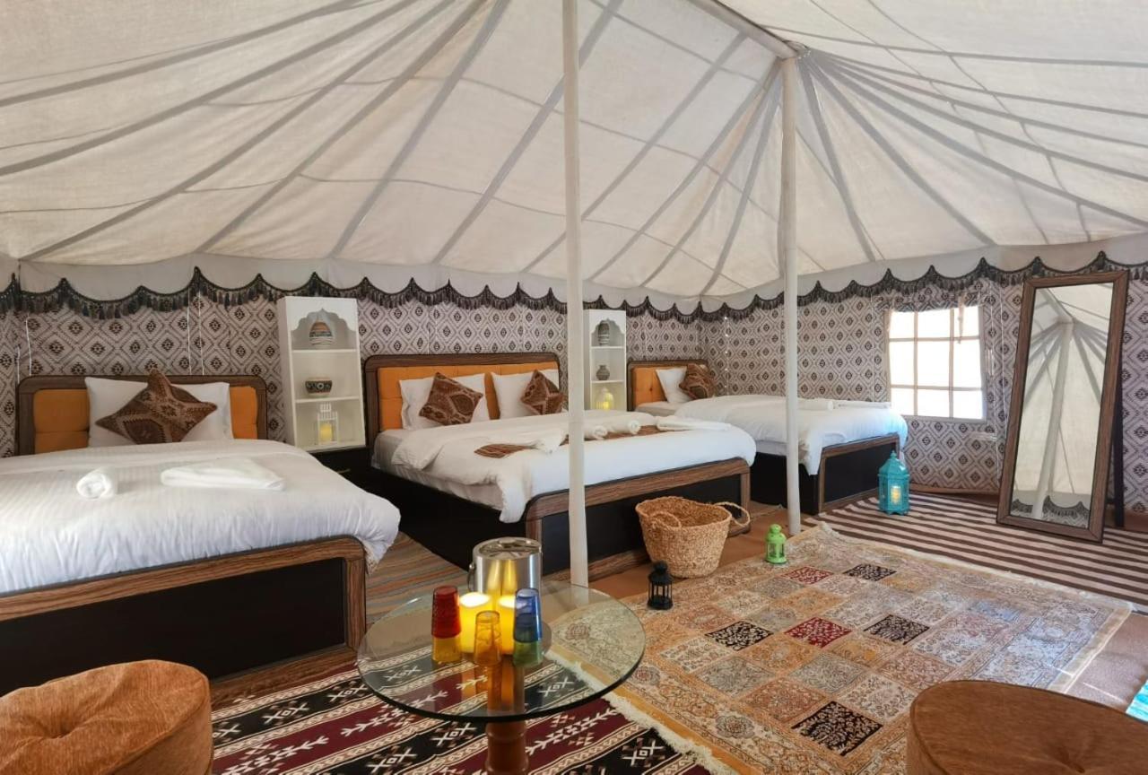 Alsarmadi Desert Camp Shāhiq Exteriör bild