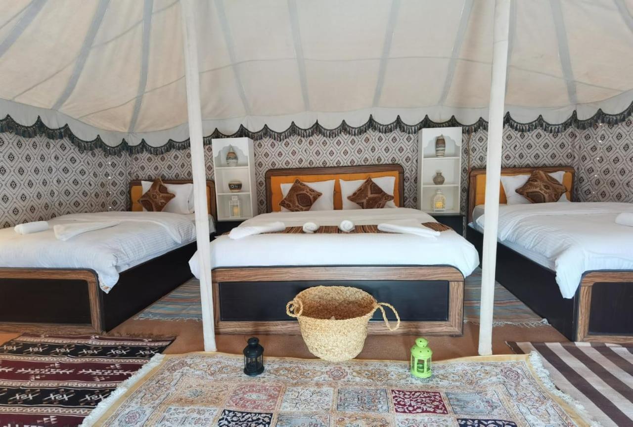 Alsarmadi Desert Camp Shāhiq Exteriör bild
